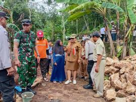 Kunjungan Bupati Gunungkidul Ke Lokasi Pembangunan RTLH Padukuhan Ngampiran Kalurahan Melikan
